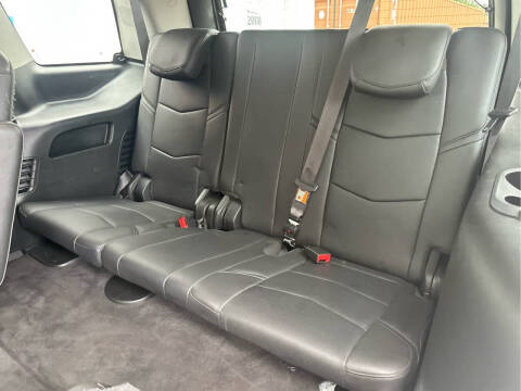 2020 Cadillac Escalade Luxury