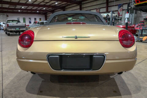 2005 Ford Thunderbird Deluxe