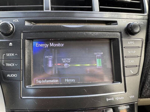 2012 Toyota Prius v Two