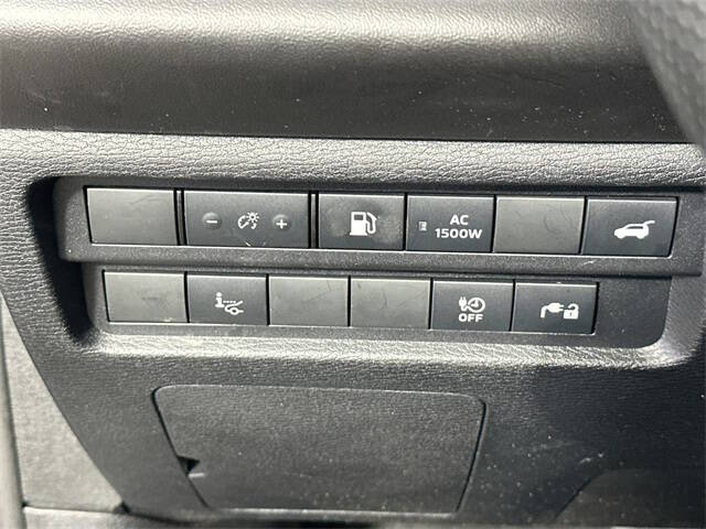 2024 Mitsubishi Outlander PHEV SEL