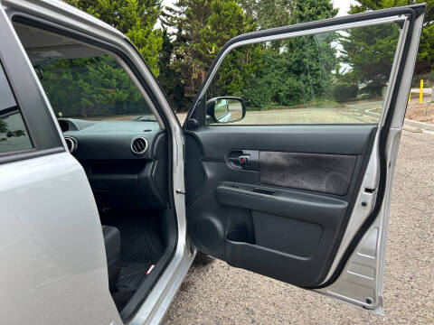 2014 Scion xB