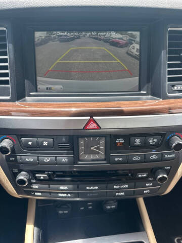 2016 Hyundai Genesis