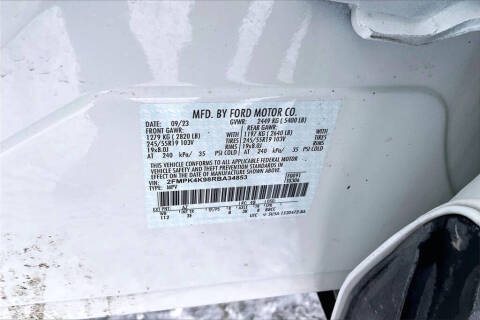 2024 Ford Edge Titanium