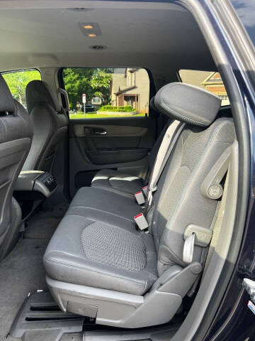 2017 Chevrolet Traverse LS