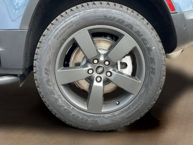 2025 Land Rover Defender 90 P300 S