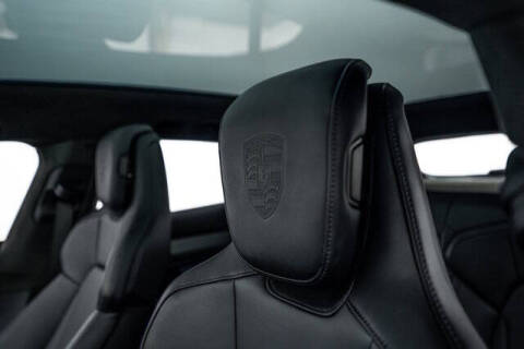 2024 Porsche Taycan GTS Sport Turismo