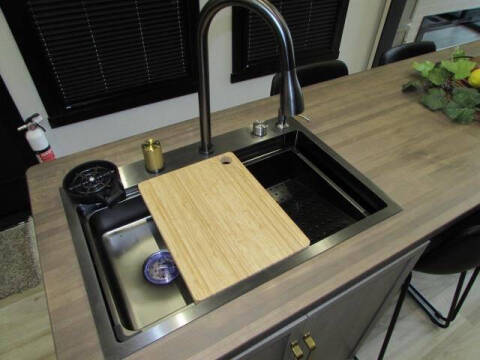 2025 Forest River 38 VERANDA