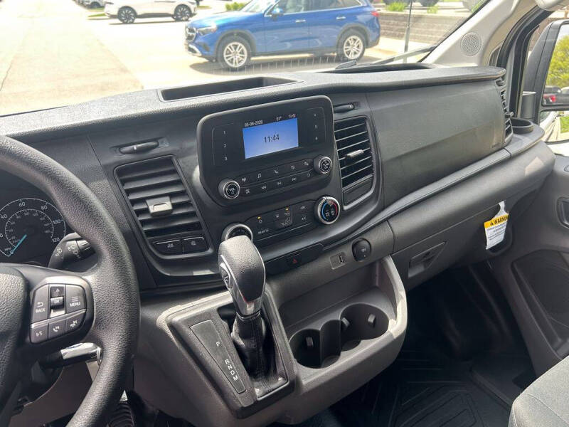 2025 Ford Transit