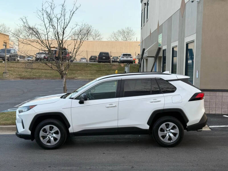 2021 Toyota RAV4 LE