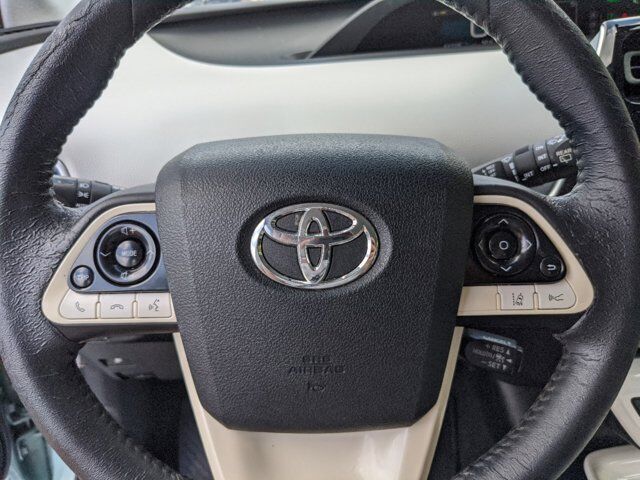 2016 Toyota Prius 21