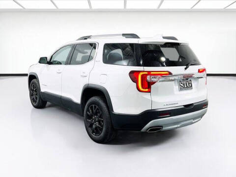 2022 GMC Acadia SLT