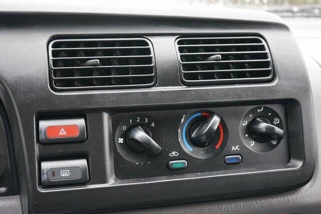 2000 Nissan Xterra SE