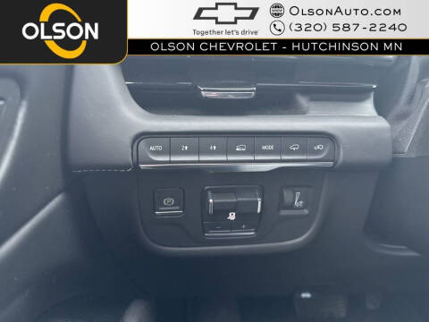 2022 Cadillac Escalade ESV Premium Luxury Platinum