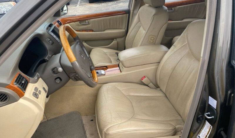 2004 Lexus LS 430
