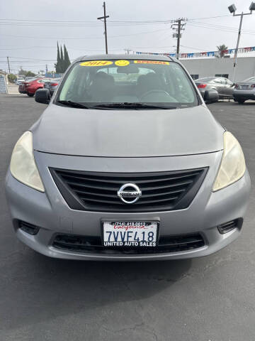 2014 Nissan Versa 1.6 S Plus