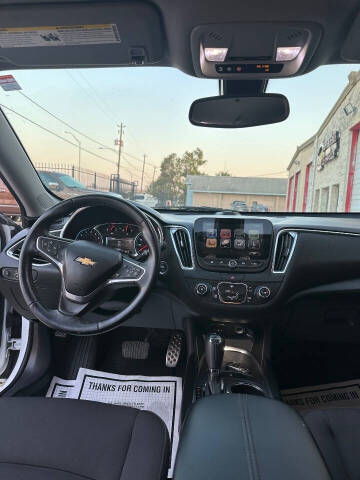 2017 Chevrolet Malibu LT