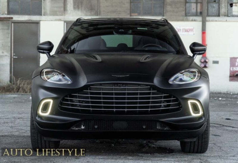 2022 Aston Martin DBX