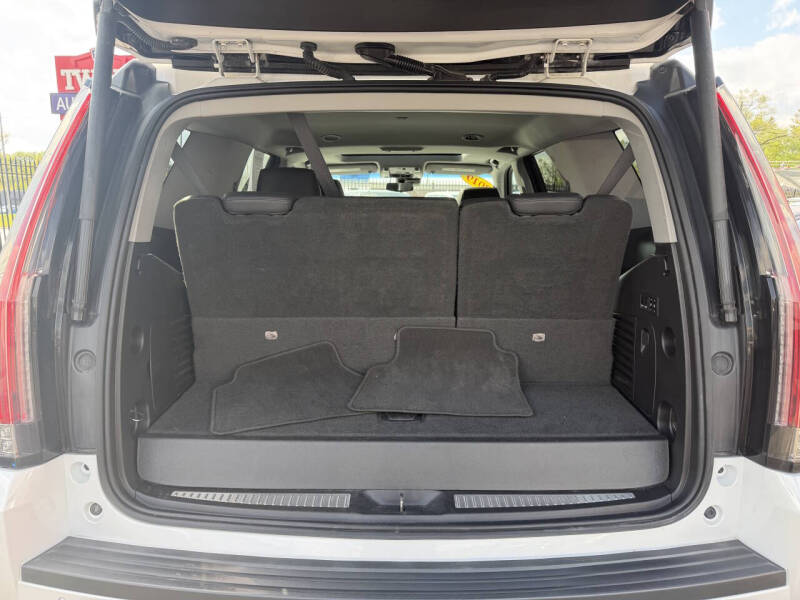 2019 Cadillac Escalade Luxury