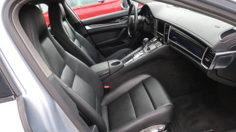 2015 Porsche Panamera