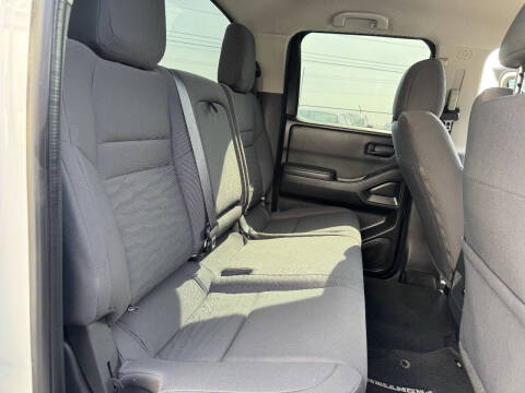 2022 Nissan Frontier SV