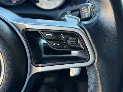 2017 Porsche Cayenne Platinum Edition