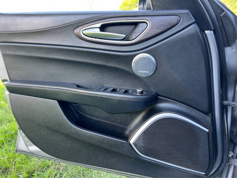 2018 Alfa Romeo Giulia Ti