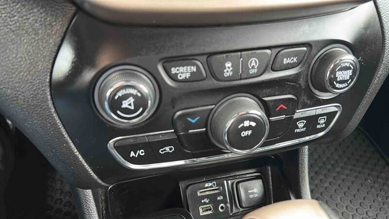 2017 Jeep Cherokee Latitude