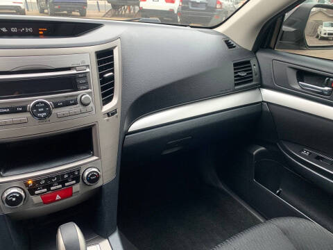 2011 Subaru Legacy 2.5i