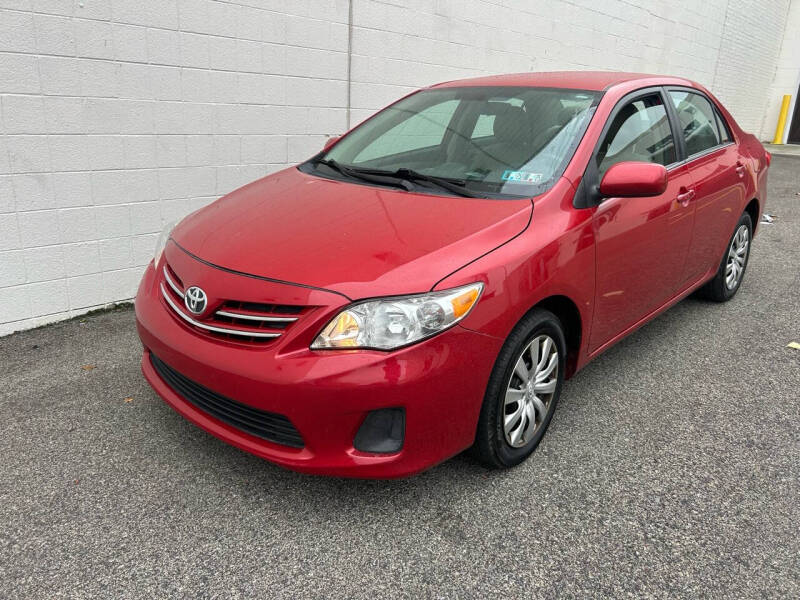 2013 Toyota Corolla LE photo 9