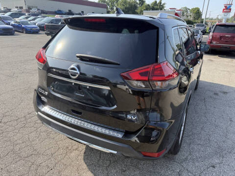 2017 Nissan Rogue SV