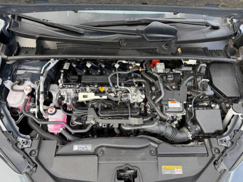 2024 Toyota Prius LE