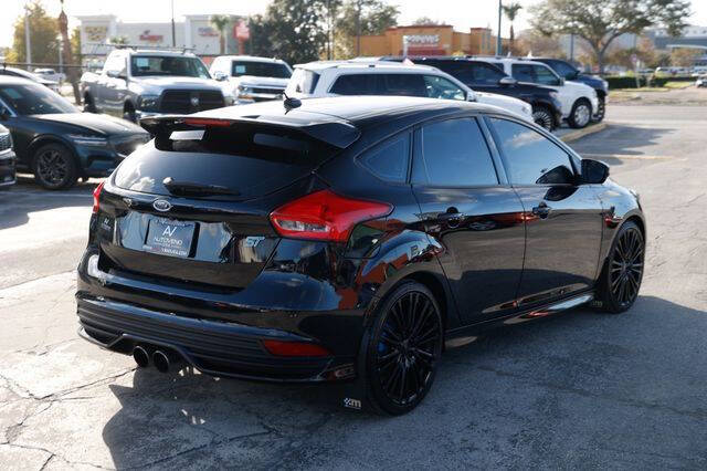2017 Ford Focus ST