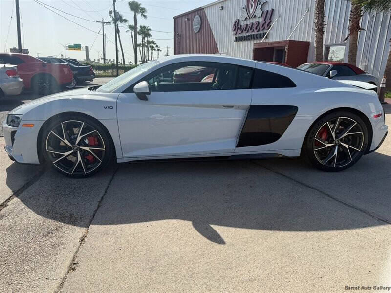 2023 Audi R8 5.2 V10 performance