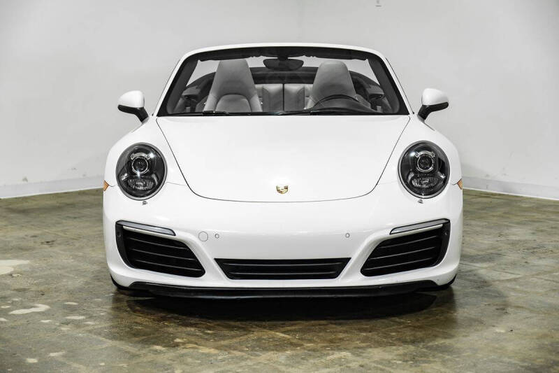 2017 Porsche 911 Carrera