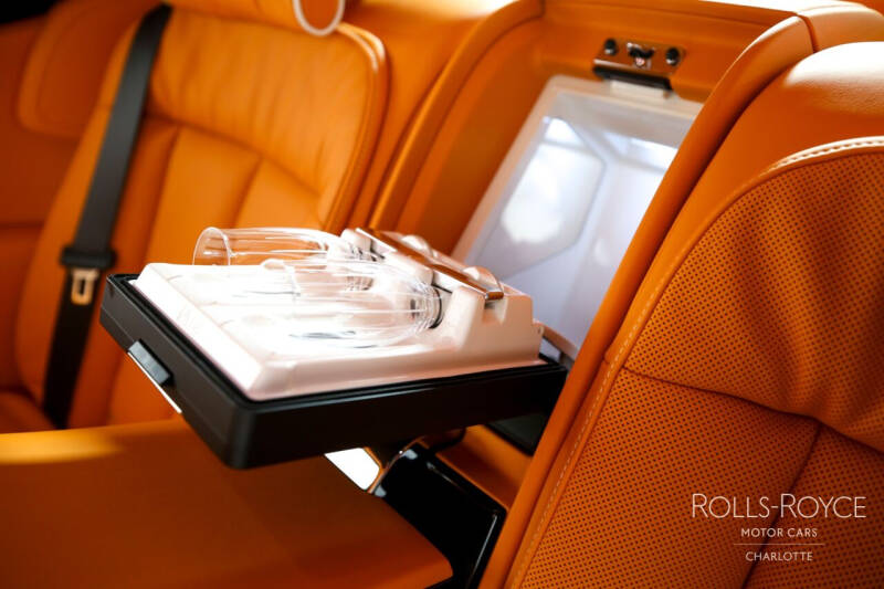 2024 Rolls-Royce Phantom EWB