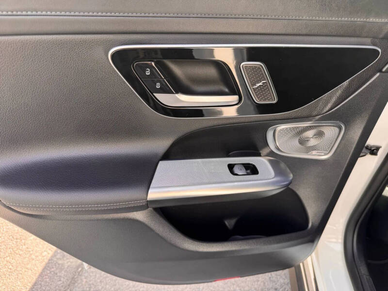 2024 Mercedes-Benz GLC GLC 300