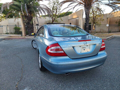 2004 Mercedes-Benz CLK CLK 320