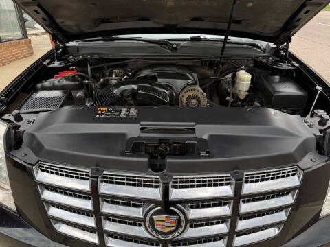 2014 Cadillac Escalade Luxury