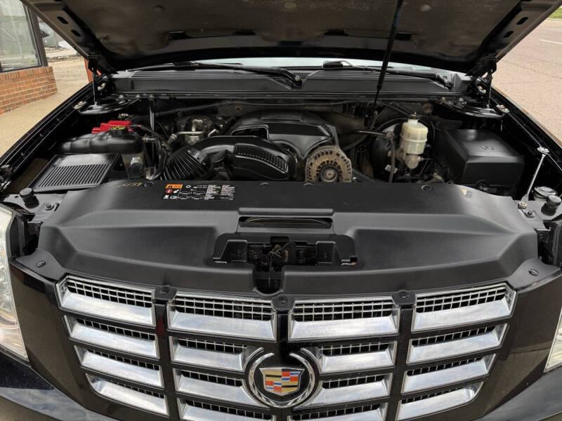 2014 Cadillac Escalade Luxury