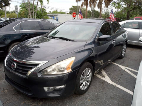 2015 Nissan Altima for sale at Blue Lagoon Auto Sales in Plantation FL
