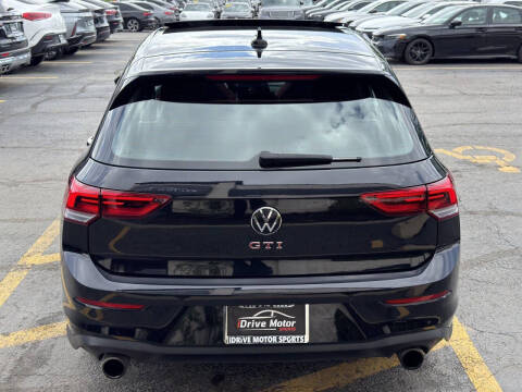 2024 Volkswagen Golf GTI SE