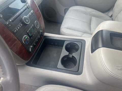 2012 Chevrolet Suburban LT