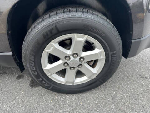 2016 GMC Acadia SLE-2