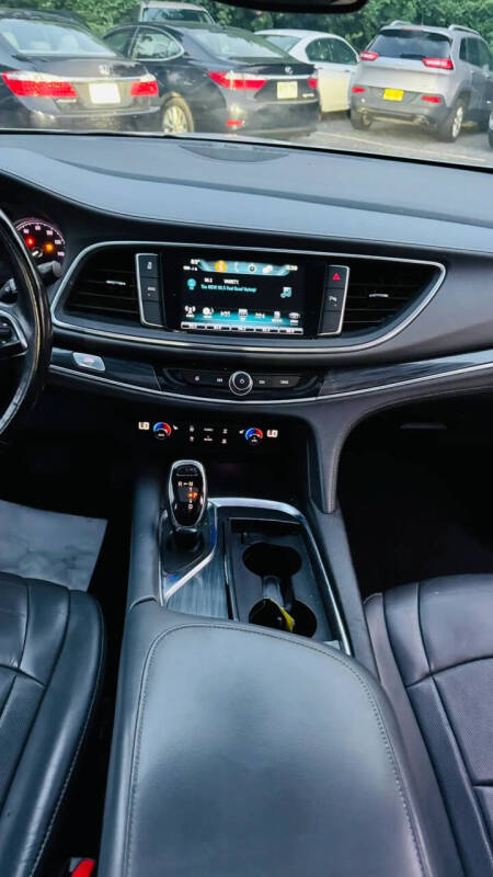 2018 Buick Enclave Essence