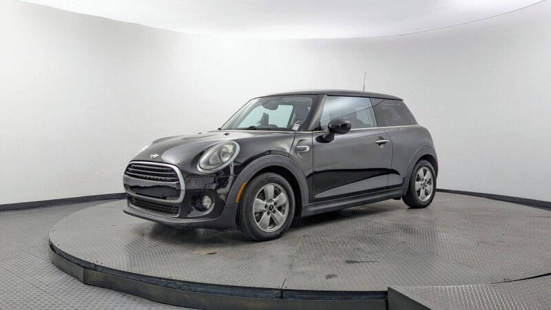 2016 MINI Hardtop 2 Door Cooper