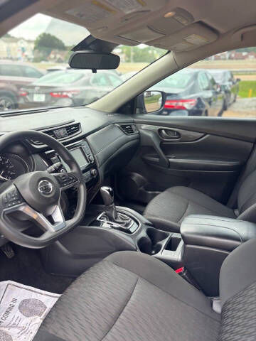 2020 Nissan Rogue S