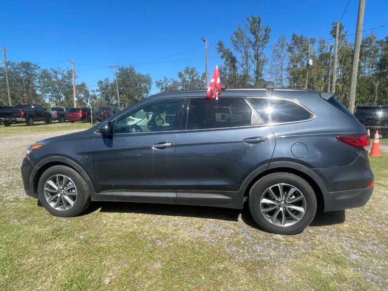 2017 Hyundai Santa Fe SE