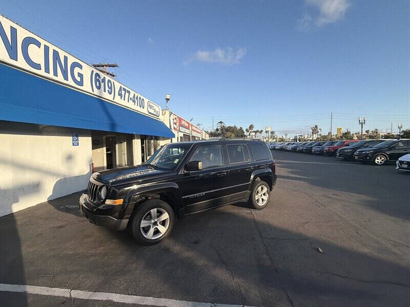 Black 2014 Jeep Patriot Latitude 4x4 Latitude 4dr SUV 2