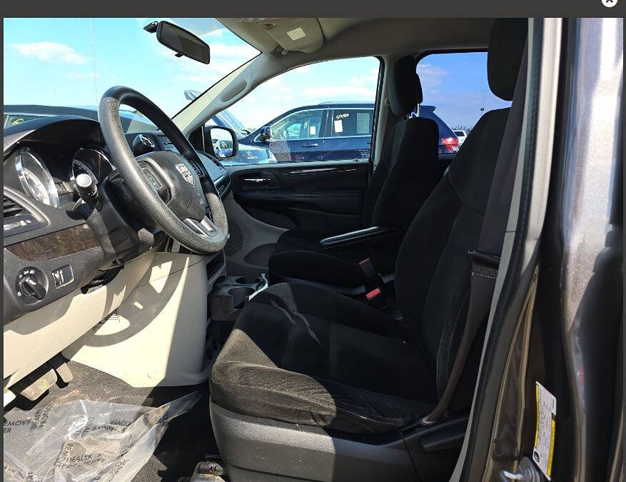 2015 Dodge Grand Caravan for sale at Auto Empire in Chicago, IL