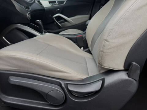 2013 Hyundai Veloster